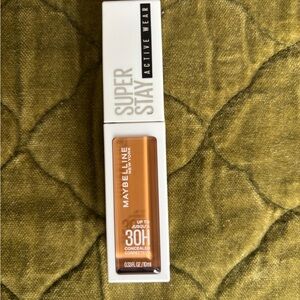 Maybelline Super Stay Active Wear Concealer